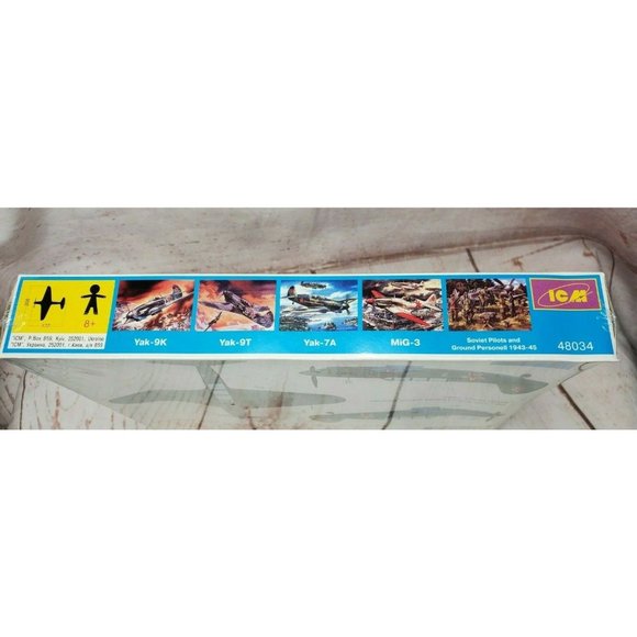 Yak-7 UTI WW2 Soviet Fighter Trainer 1:48 Scale ICM Model Plane - Picture 5 of 9